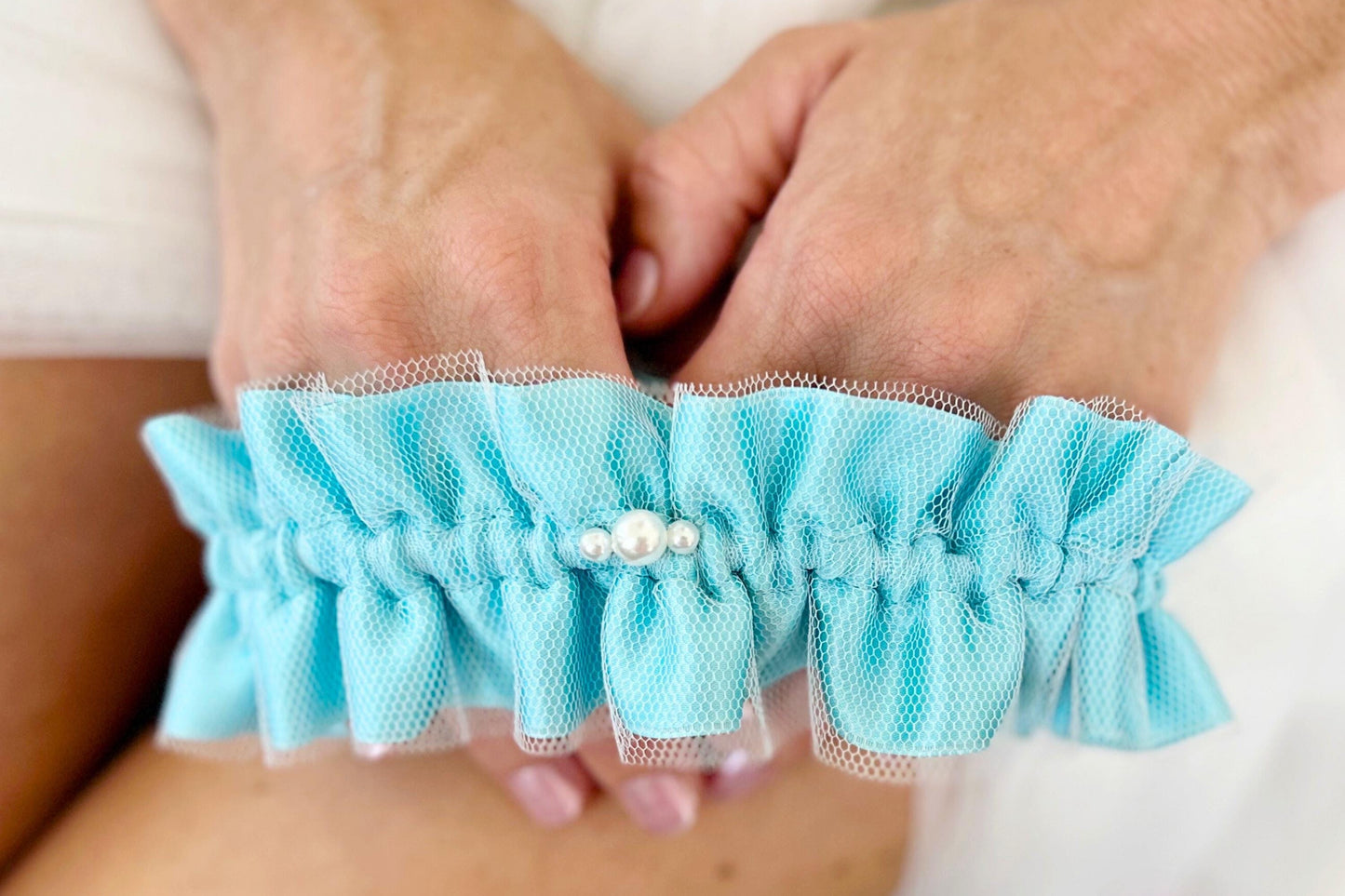 Something Blue Wedding Garter, Leg Garter for Bride, Pearl Bridal Garter Belt, Bride Gift, Bridal Shower Gift, Wedding Keepsake