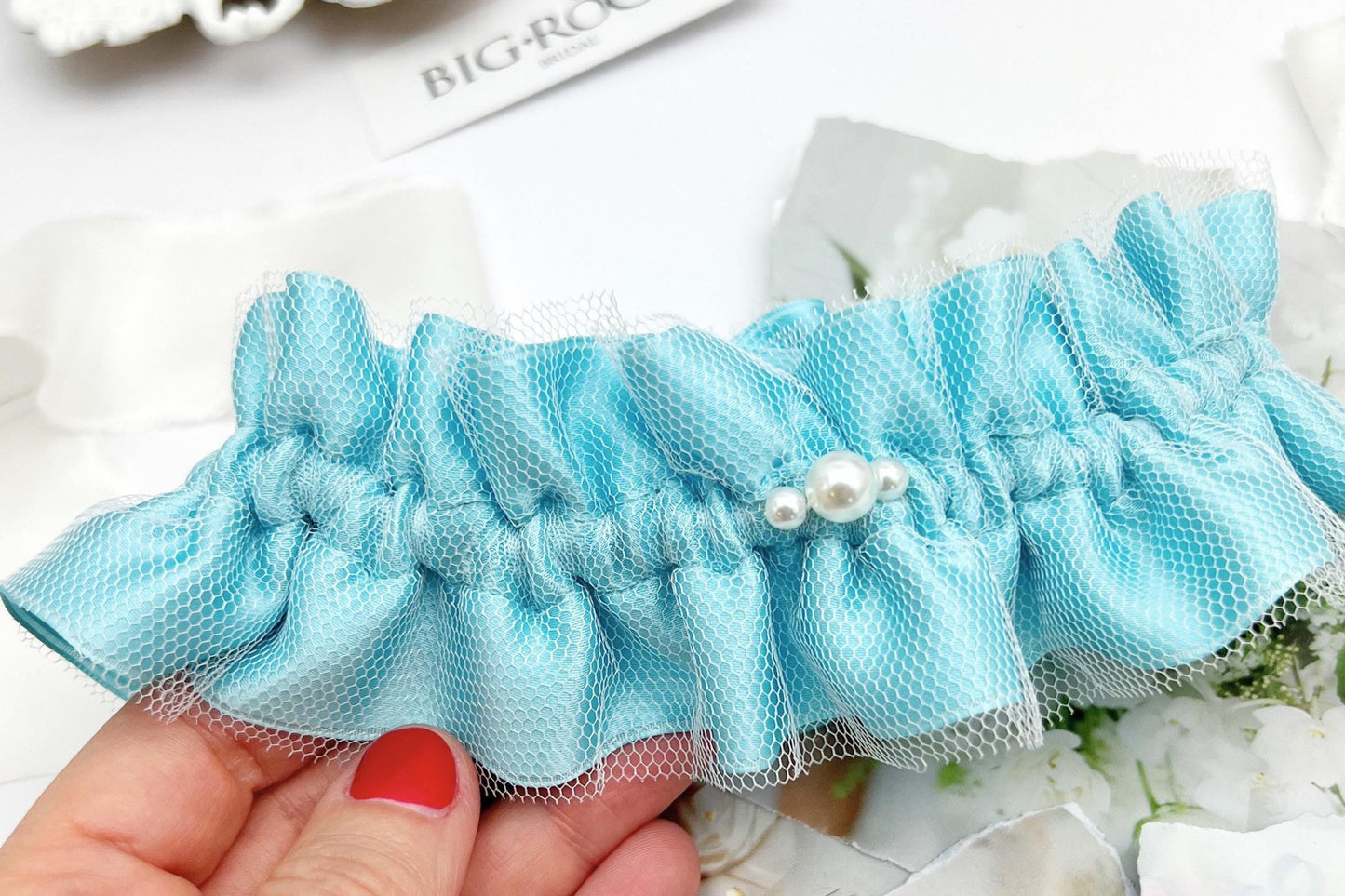 Tiffany Blue Wedding Garter, Something Blue for Bride, Pearl Bridal Garter Belt, Bride Gift, Bridal Shower Gift, Wedding Keepsake