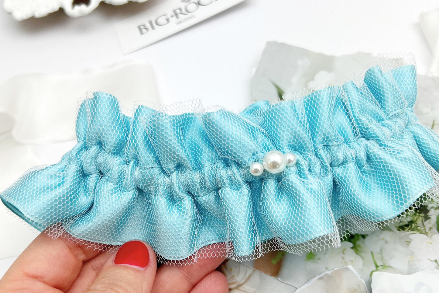 Something Blue Wedding Garter, Leg Garter for Bride, Pearl Bridal Garter Belt, Bride Gift, Bridal Shower Gift, Wedding Keepsake