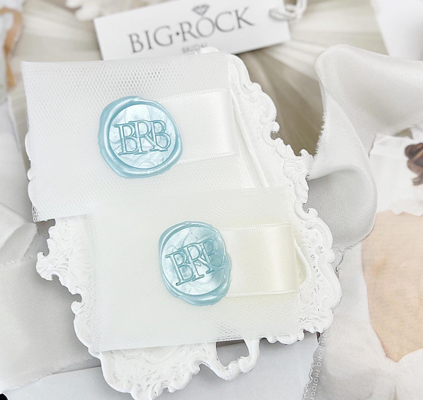 Tulle Wedding Veil Color Swatch Card: Soft White & Pale Ivory